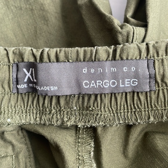 Green Cargo Shorts XL Denim Co. - Picture 4 of 6